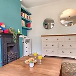 Elegant 3Br Home Near Oxford Centre, Garden, Wifi